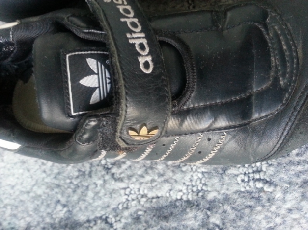 Turnschuhe von Adidas