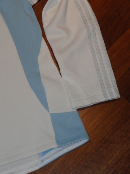 ~* Tolles Sportshirt mit Kapuze ~* Gr. 164 ~*