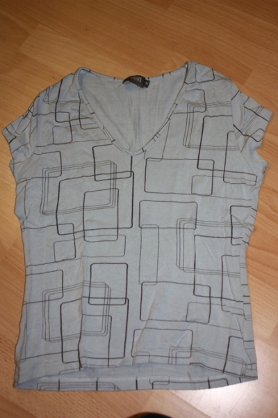 T-Shirt im Retro Look, Gr. M, hellblau, Stretch