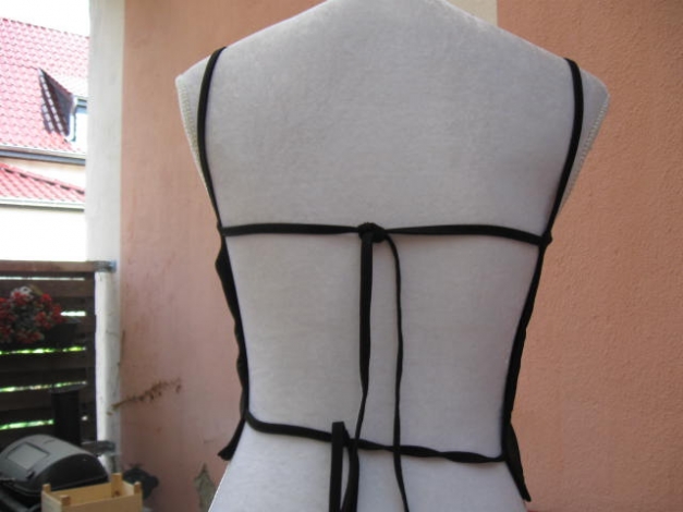 *** Irres Top mit sexy Rückenausschnitt ***