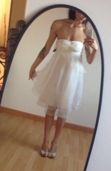 Cremefarbenes (Braut-)Kleid 32