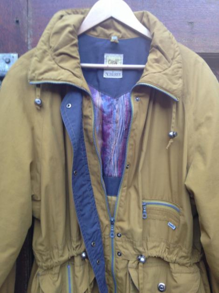 Winterjacke Senffarbend 