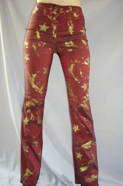 Gold rote Designer-Stoffhose Stars Sterne! 90er Vintage weltweites Rock Fashion Unikat!