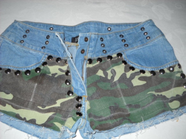 Nieten Camouflage Jeans Shorts Hot Pants kurze Hose blau Tarnfarben Armee Army braun grün 36 38 S M