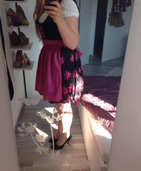 Dirndl pink/schwarz von Marjo/Wirkes Größe 40