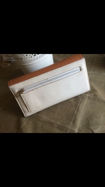 Schöner Guess Portmonaie/ Geldbörse 