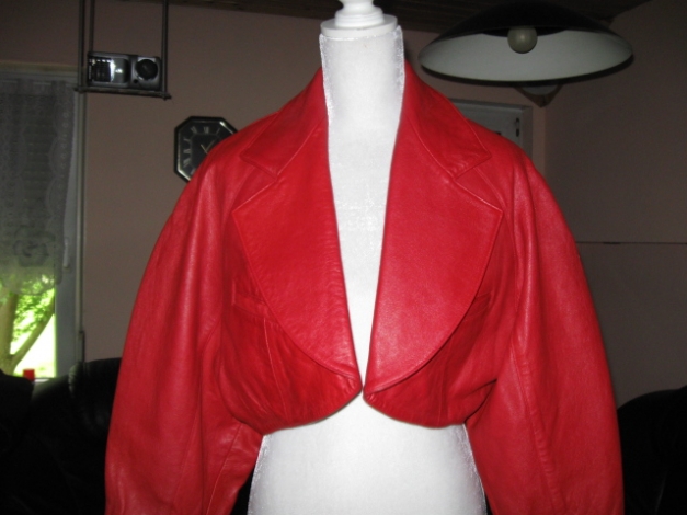 *** Sexy Outfit ~ Lederjacke ~ Boleroschnitt *** 