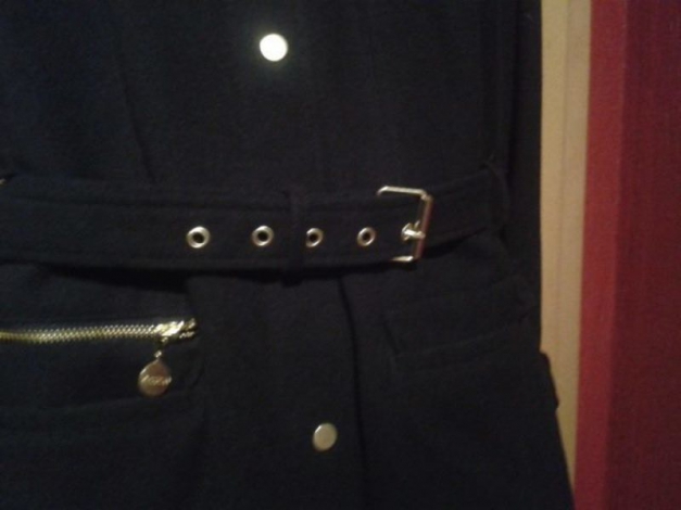 Edler, schwarzer Mantel von Yessica