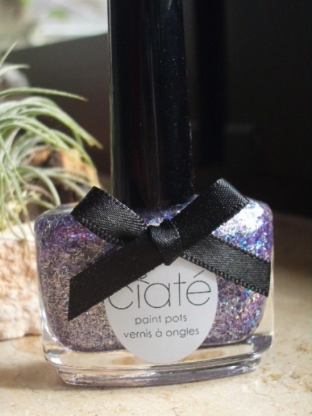 Ciaté Nagellack  JEWEL  083    Flieder Stäbchenglitter   Holo-Effekt 