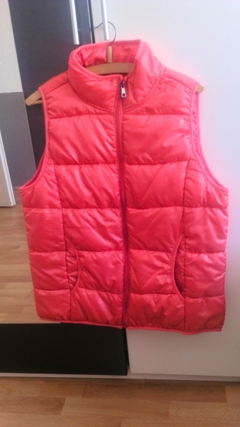 Neue Aprikofarbene Weste