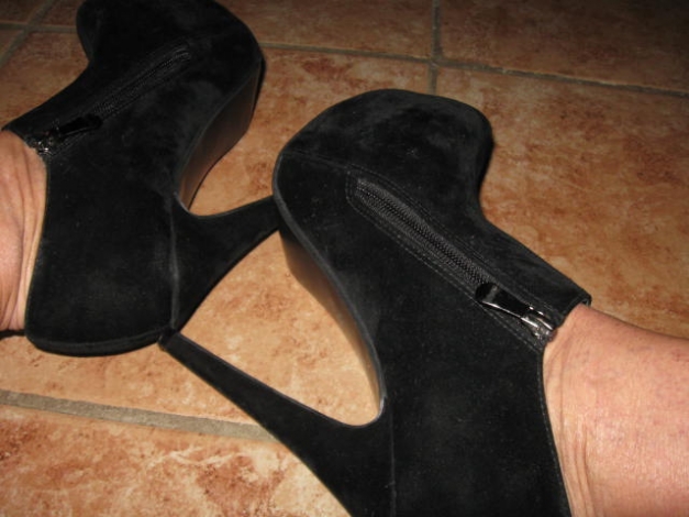 *** NEU ~ Hammermäßige High Heels ***