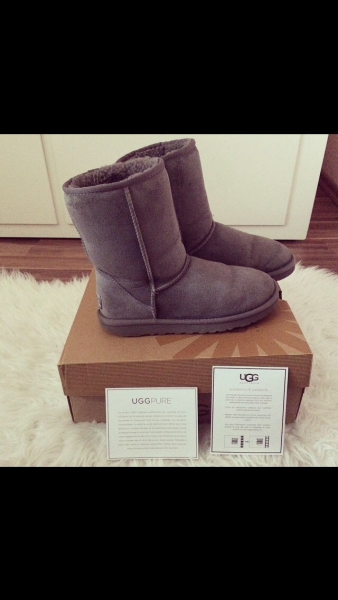Ugg Classic short 
