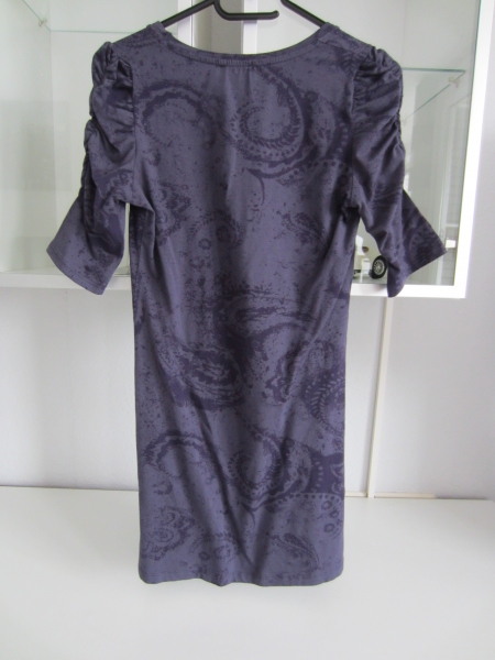 schönes lila Kleid von Zero