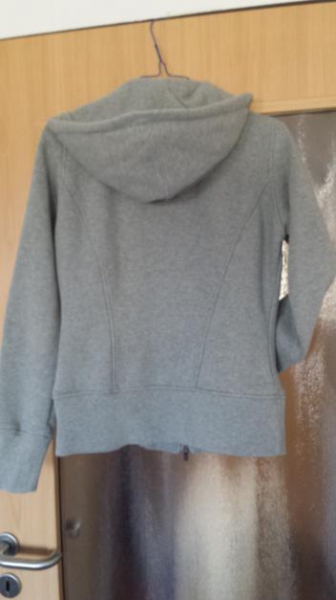 graue Kapuzenjacke von Mitch&Co 36/38