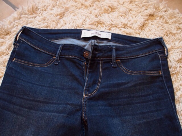 HOLLISTER JEANS / HOSE / Super Skinny