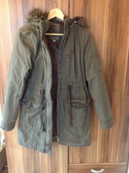 Hübscher Khaki Parka