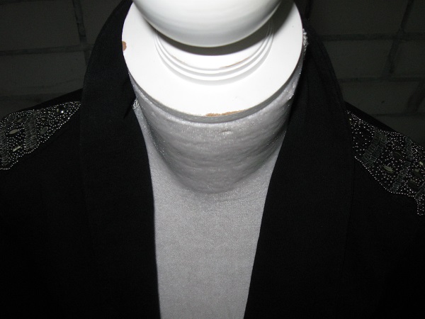 *** Tolle Kurze Jacke ~ Sweatjacke ~ Perlen ~ Pailletten ***