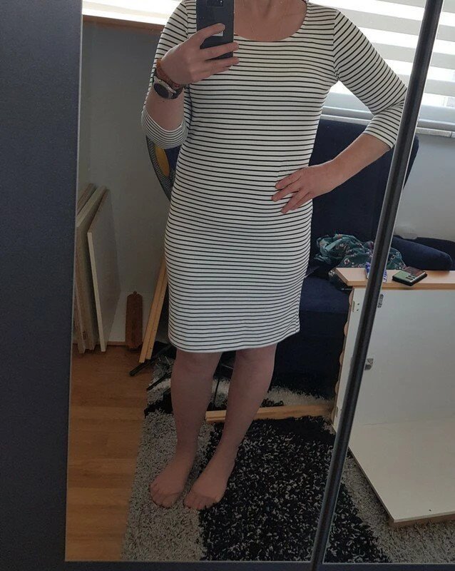 Kleid, Vero Moda Gr. M (38) locker geschnitten Streifen weiß / schwarz