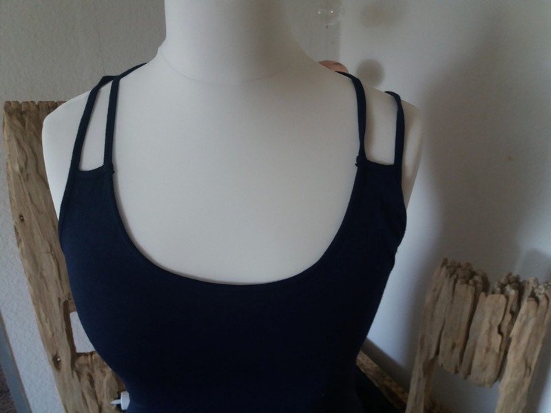   Neu HOLLISTER Gr.L tolles Vokuhila Häkel Kleid Gr.L navy NP 64€ 