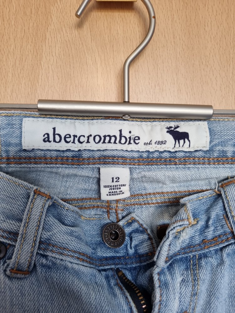 Röhrenjeans