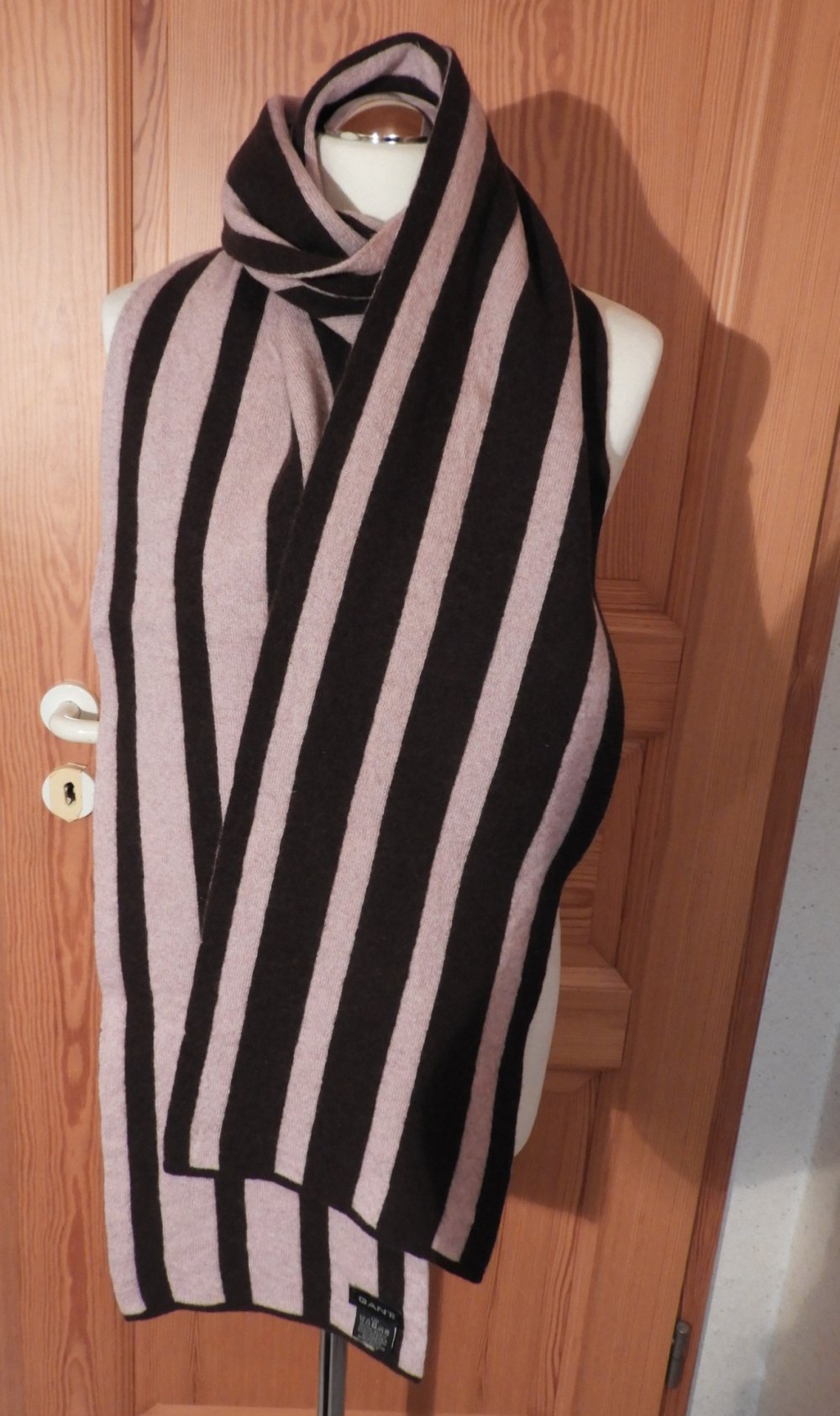 Schal von GANT aus 80% Wolle