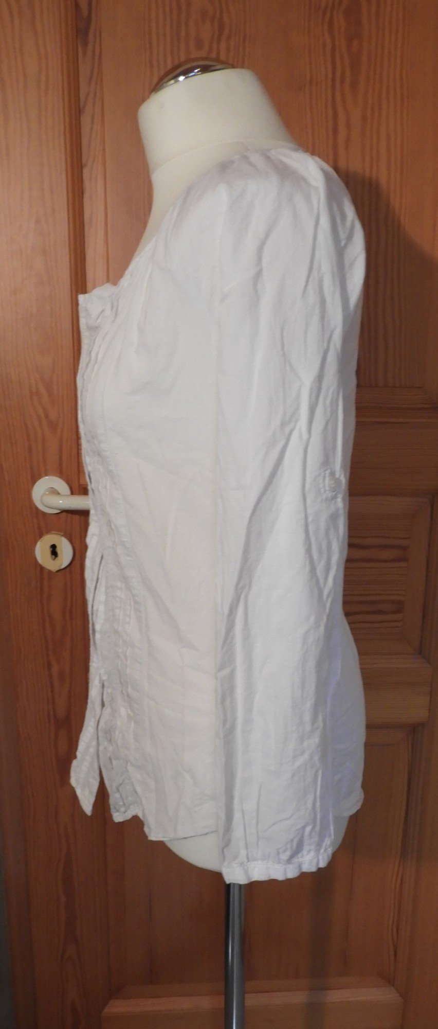 Weiße längere Bluse mit Ärmeln zum Krempeln