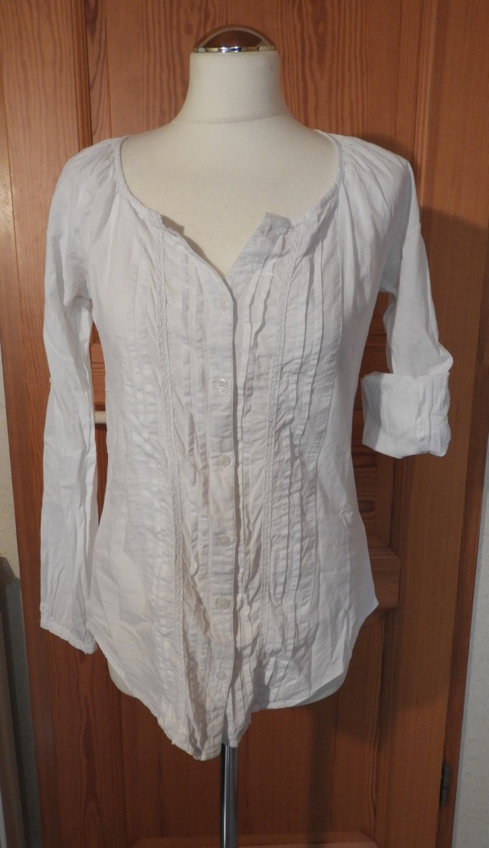 Weiße längere Bluse mit Ärmeln zum Krempeln