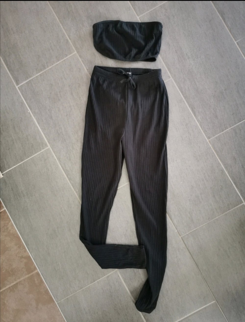 Schwarzer Zweiteiler boohoo