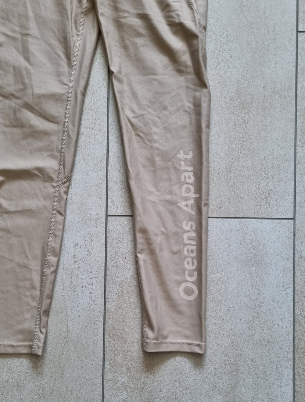 Oceans Apart Leggings