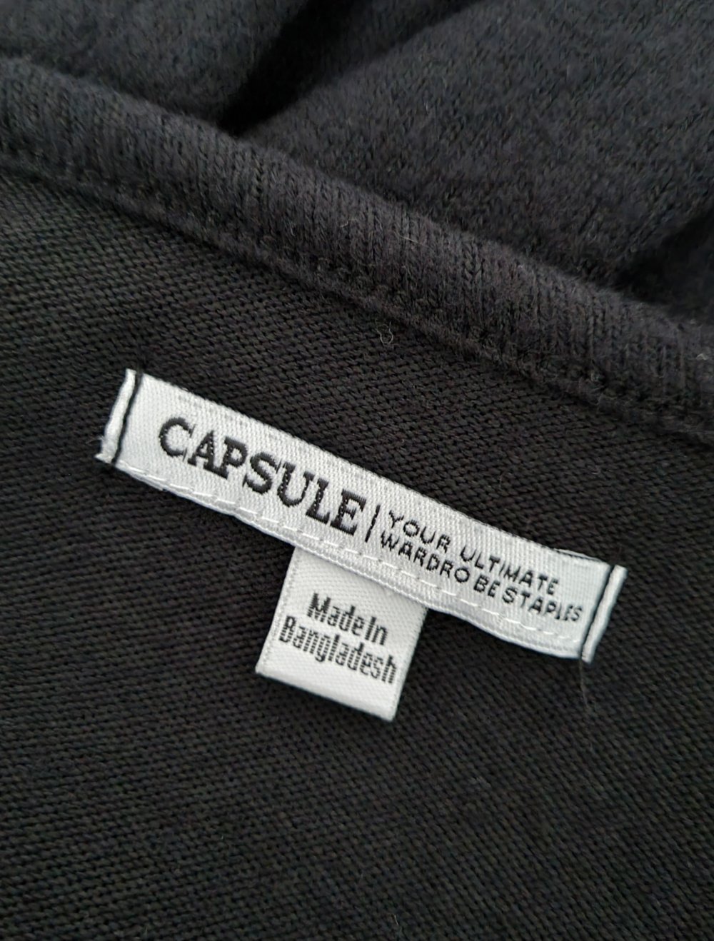 schwarzes Longshirt mit Taschen