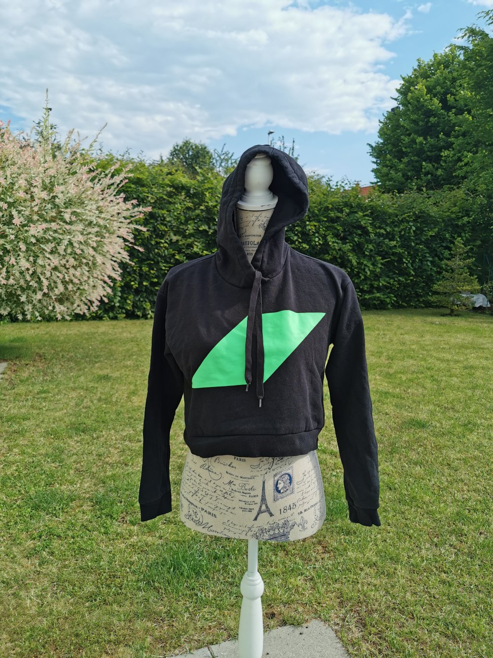 Neuer Cropped Hoodie H&M