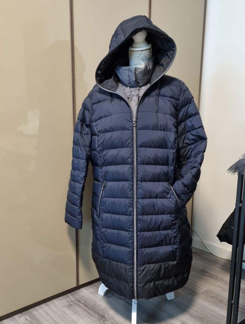 Dunkelblauer Steppmantel von Soliver