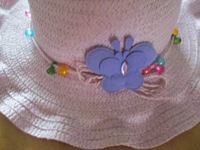 Toller Sonnenhut mit süßen Details 