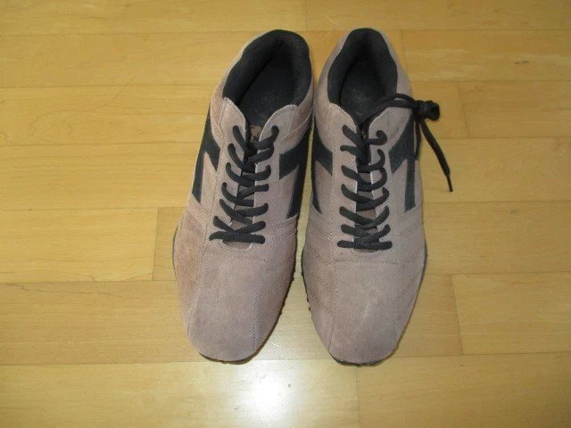 Beiger Sneakers Herren Gr.42