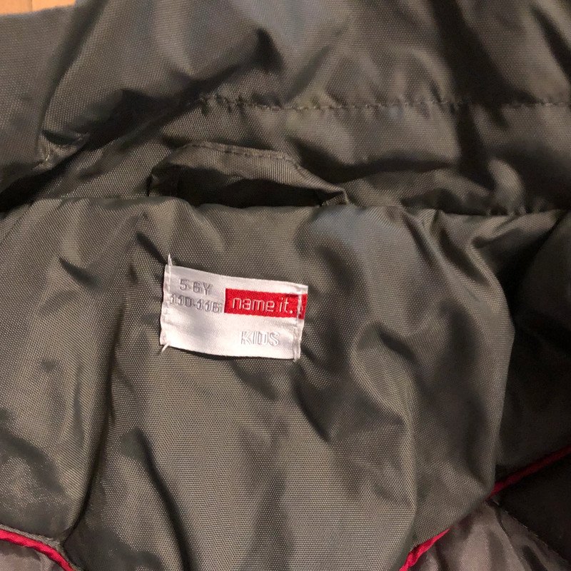 Schöne Jacke khaki Gr. 110/116 Name it