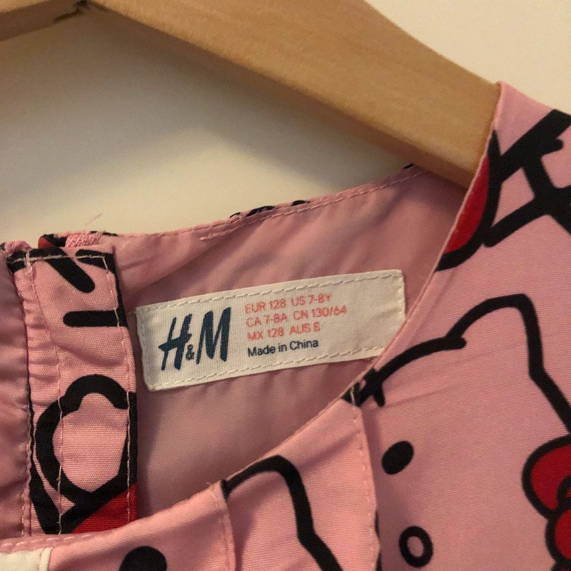 Kleid Hello Kitty chic glänzend Gr.128 H&M