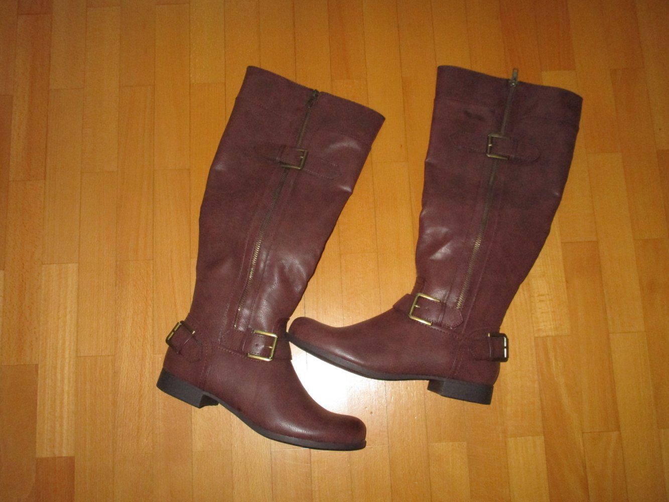 Braune Stiefel hoch Gr.39 nicht getragen