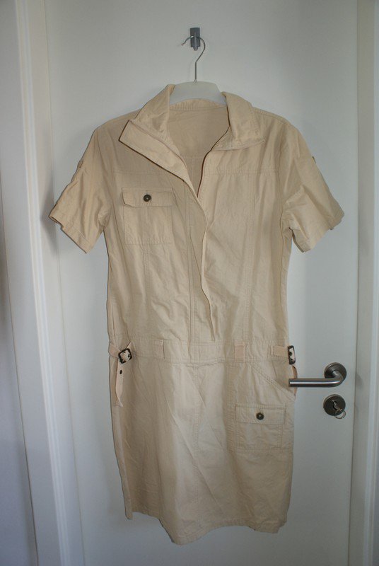 Beiges Sommer Kleid Gr.176 sportlich