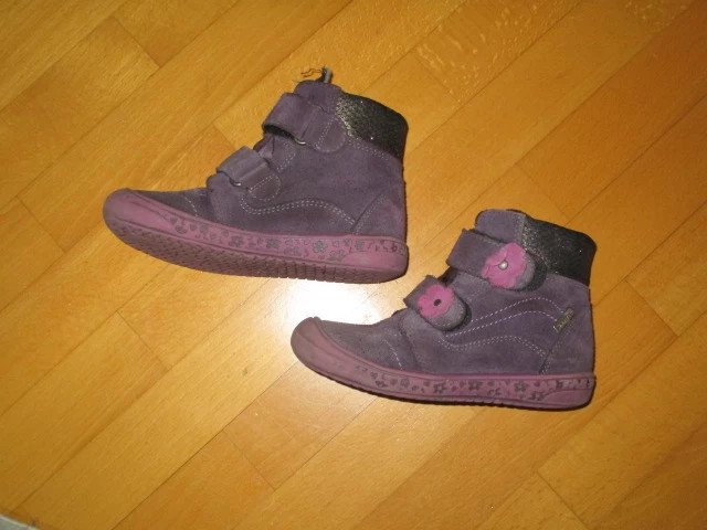 Dunkellila Schuhe Übergang Gr. 25 Herbst Richter