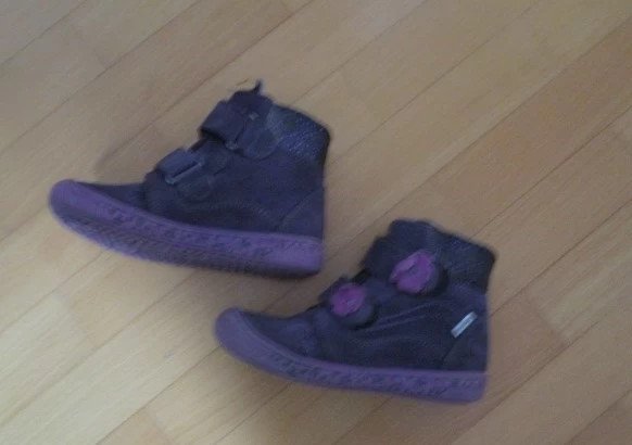 Dunkellila Schuhe Übergang Gr. 25 Herbst Richter