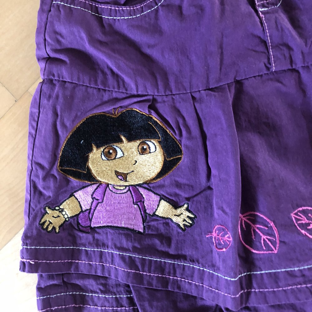 Süßer Rock Dora explorer 5 Y