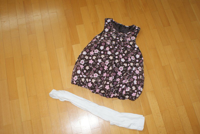 Süßes Ballonkleidchen Kord Gr.86 mit gratis Strumpfhose