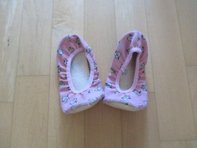Turnschläppchen mit Eulen Gr.31 rosa