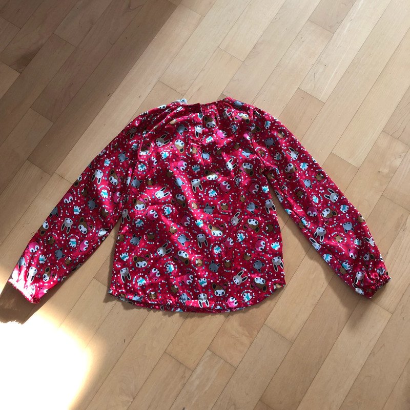 Tolle Bluse Tiere H&M Gr. 122 satin