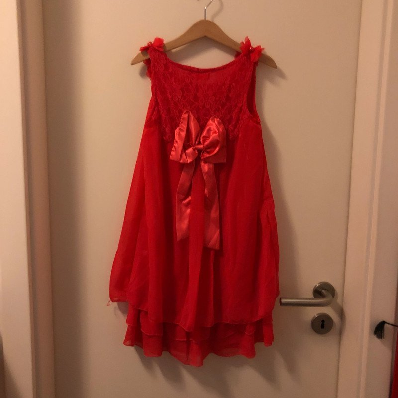 Super süßes Kleid korallrot Gr. 120