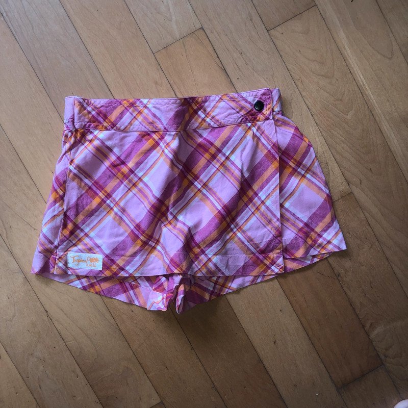Süße kurze Hosen vorne wie ein Rock kariert Gr.116