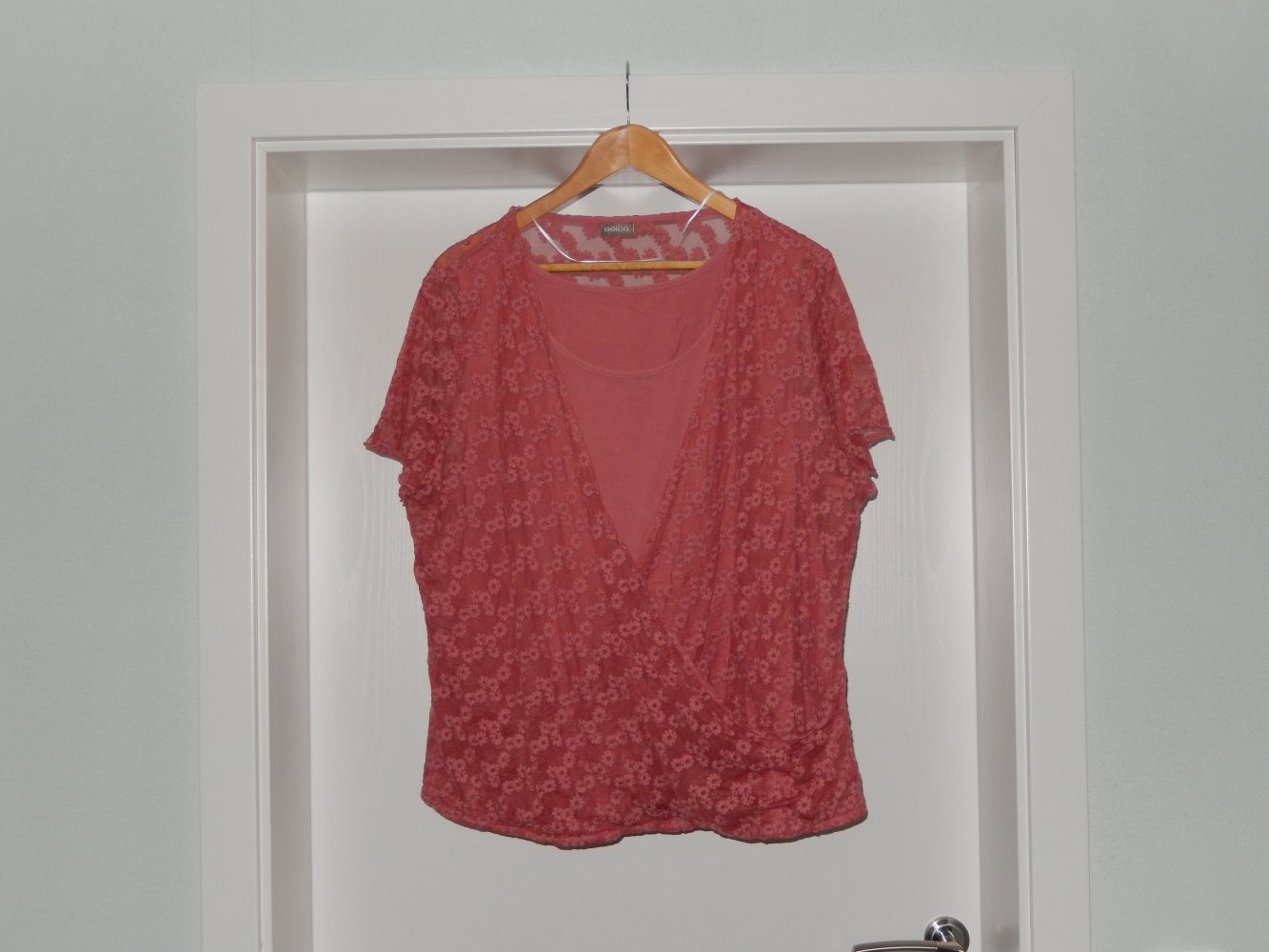 Spitzenshirt in Wickeloptik