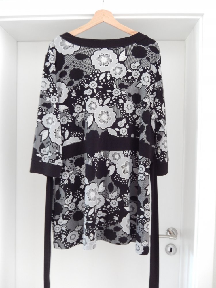 Tunika mit Bindeband