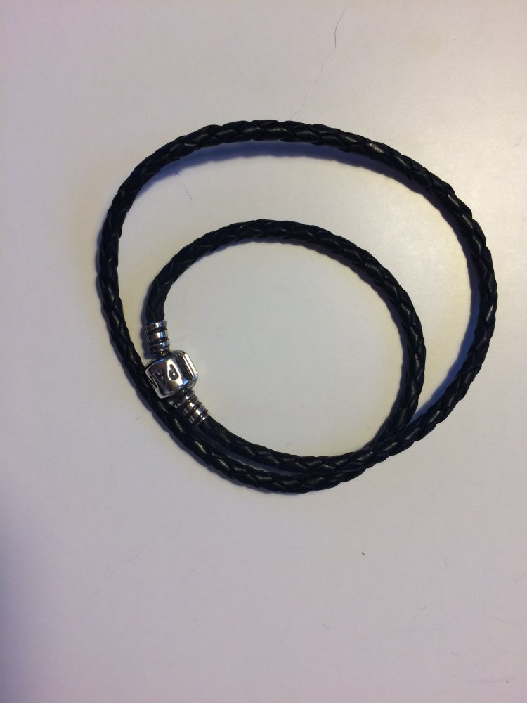 PANDORA-Lederarmband