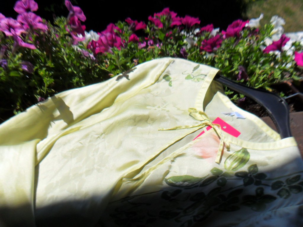 MANGO MNG 100 % Seide Bluse Tunika Shirt leicht Grün Lemon Gr. S 36 38 TOP